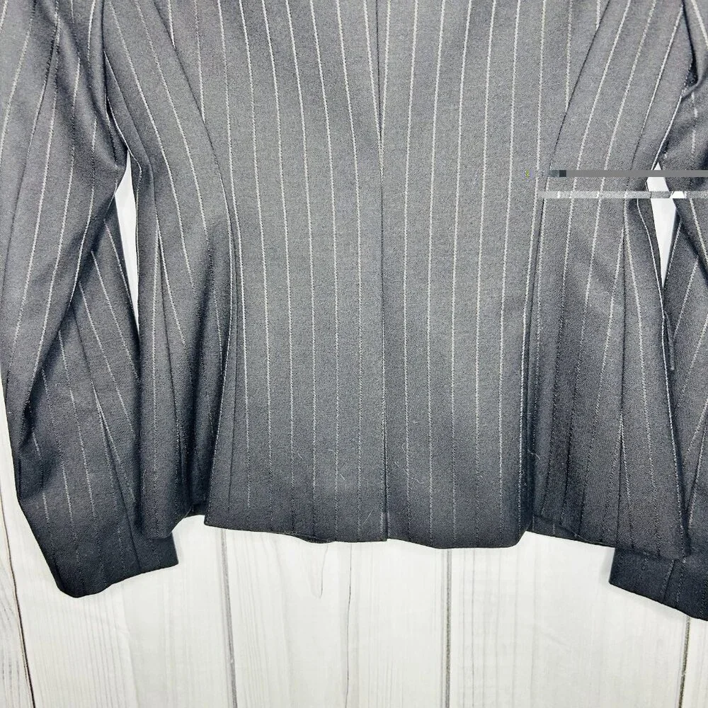 NWOT Theory Nettie Black Pin Stripe Wool Blend Blazer Sz 00 Two Button